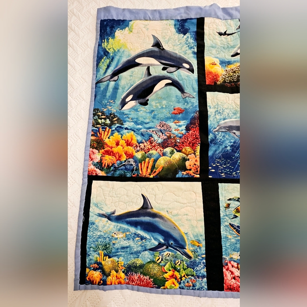 Ocean Hanging Wall Tapestry Blue Quilt Dolphin Turtle Orca 27x36 - Picture 2 of 5